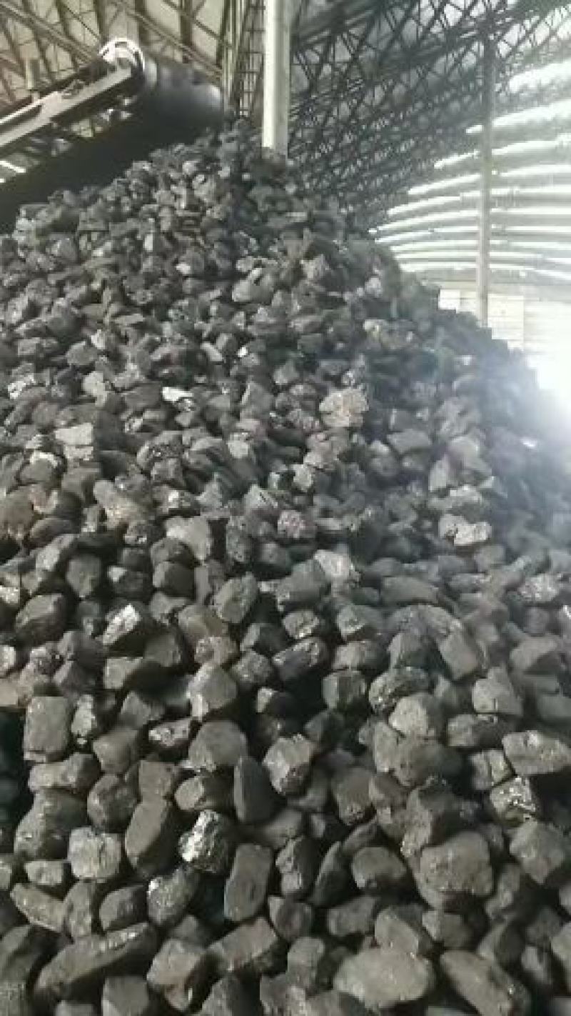 煤炭神木煤炭高热量6300大卡，烧锅炉取暖耐烧，煤炭中的