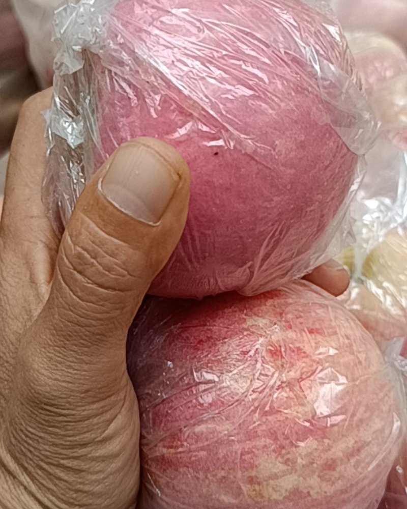 陕西纸加膜晚熟红富士苹果