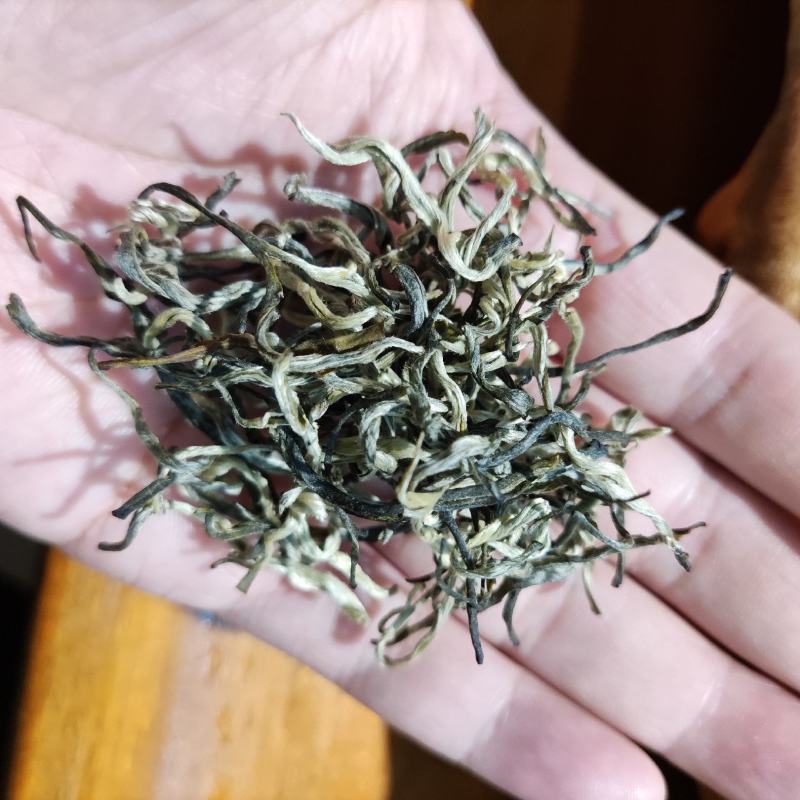 头春绿茶2022年云南早春滇绿茶银丝300克一盒