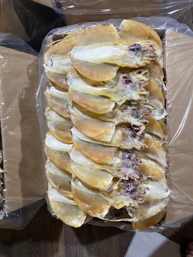 [推荐品质好货]墨鱼干批发一斤4-6头干度半淡干