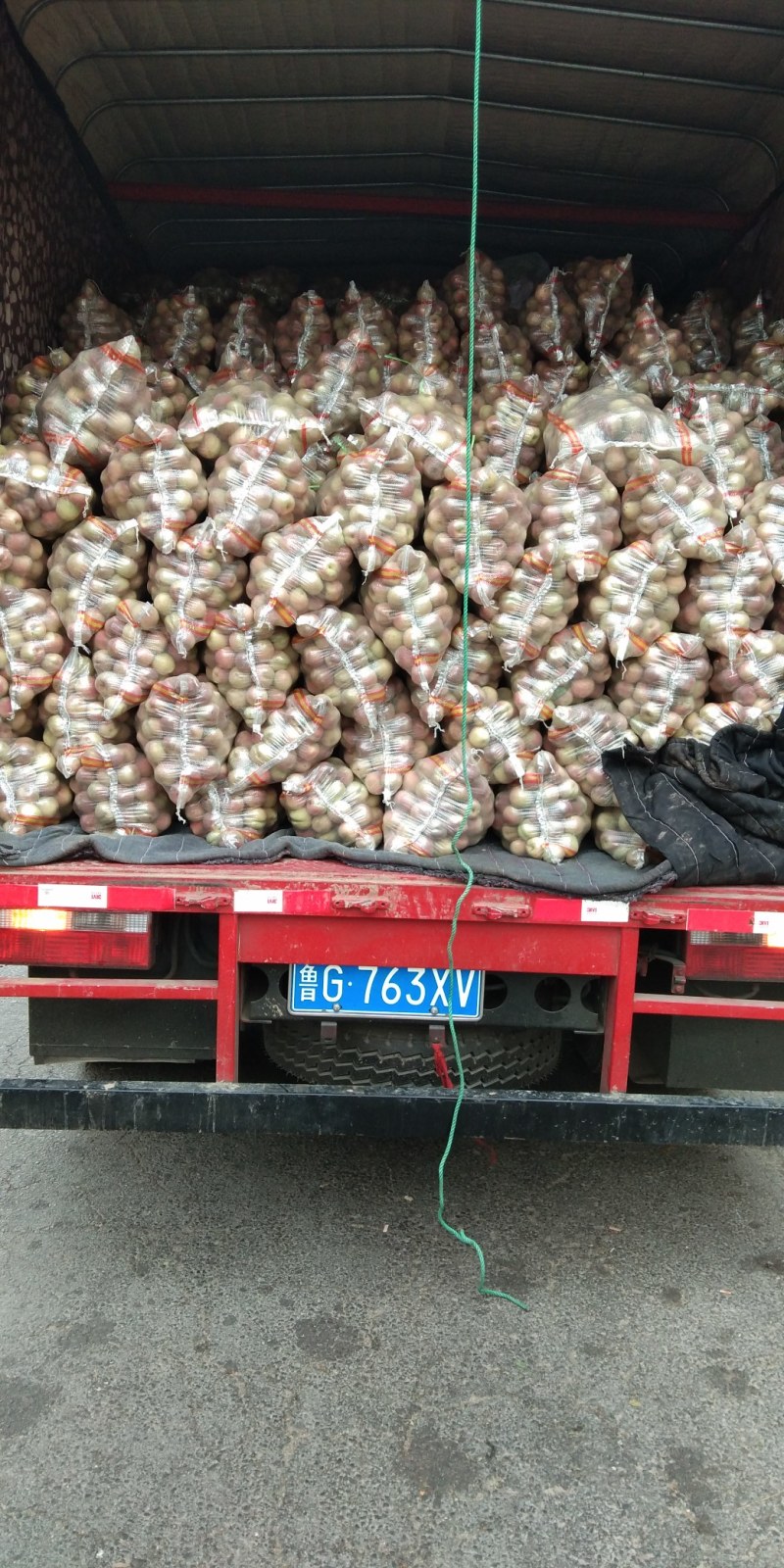万亩精品大冬桃市场，电商，赶集货上市中，质量好，口感脆甜