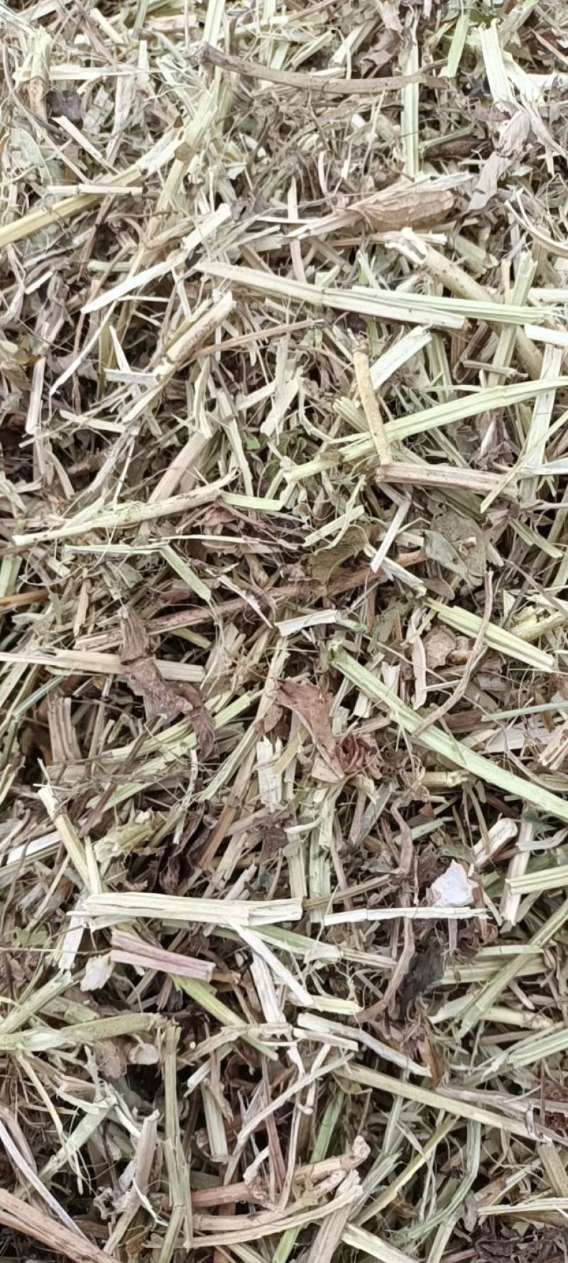 花生秧草段，牛草，羊草，马草，驴草，常年出售