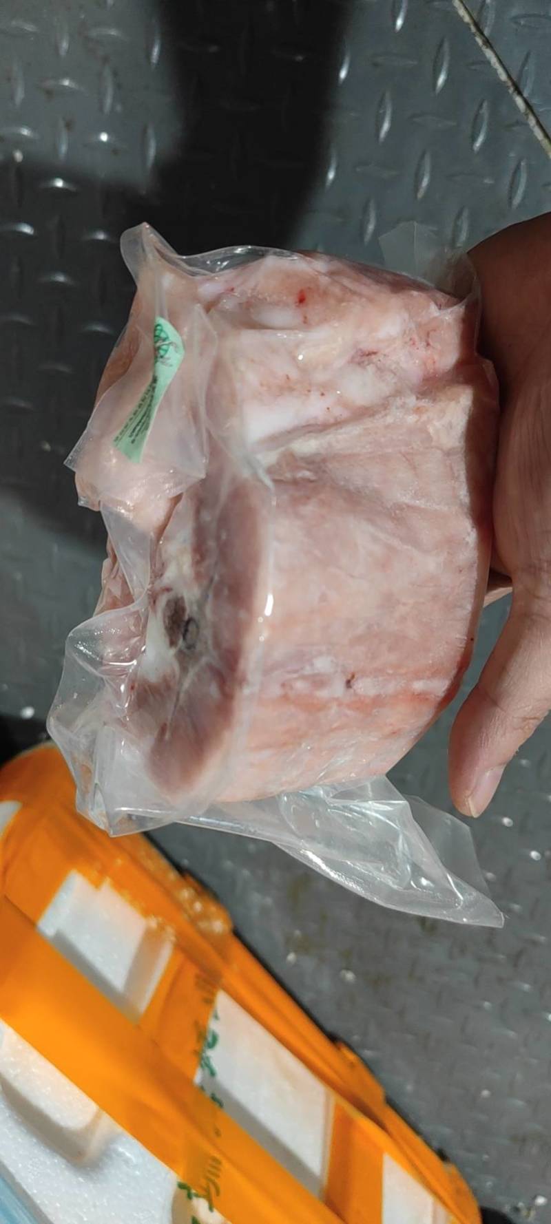 鳄鱼掌新鲜鳄鱼腿鳄鱼肉批发零售特色水产食材