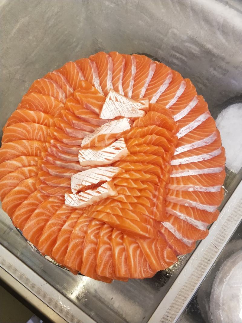 三文鱼鱼肉整块