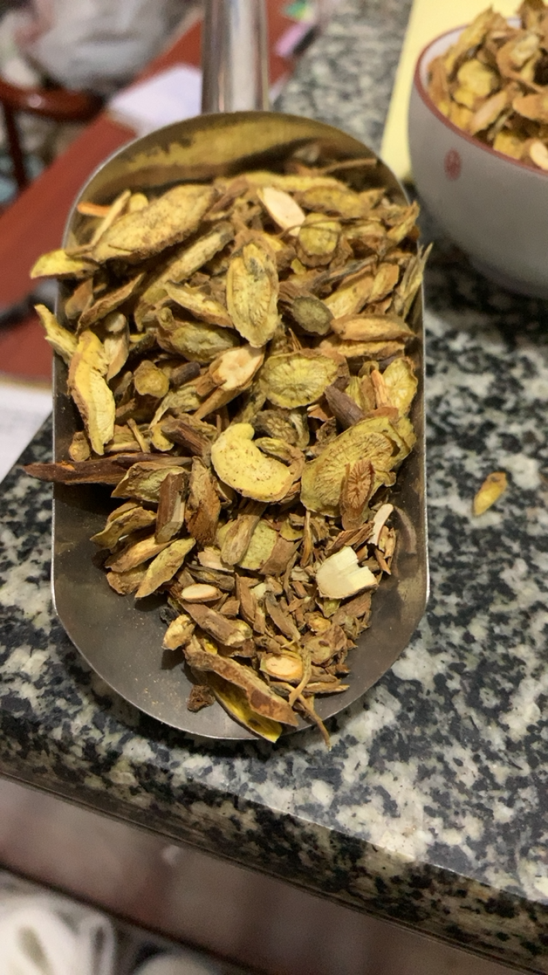 黄芩甘肃黄芩瓜子斜片颜色好干度好重在质量