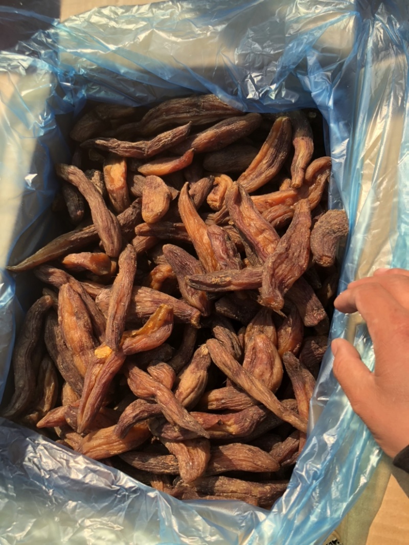 倒蒸带皮小香薯倒蒸带皮小薯仔倒蒸小地瓜小香薯