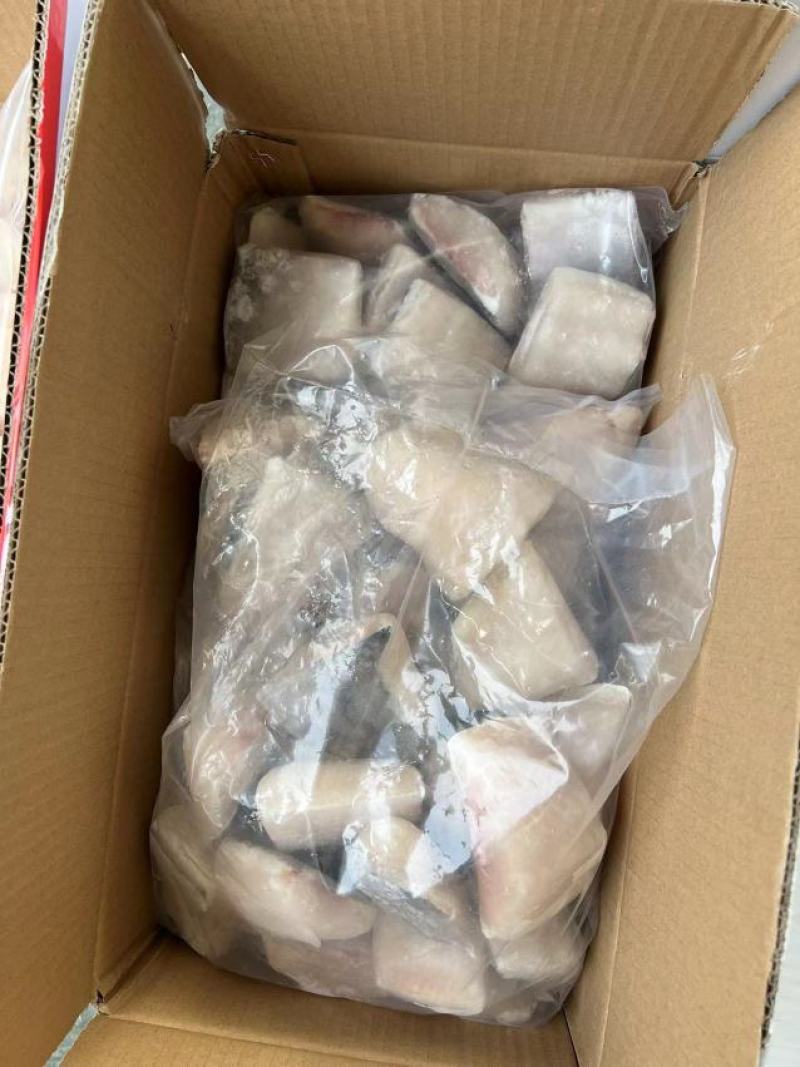 带皮巴沙鱼块新日期质量好