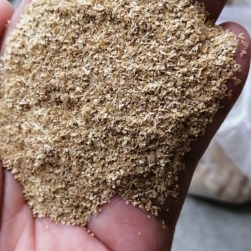 米糠统糠稻壳粉筛糠牛羊饲料饲料添加剂