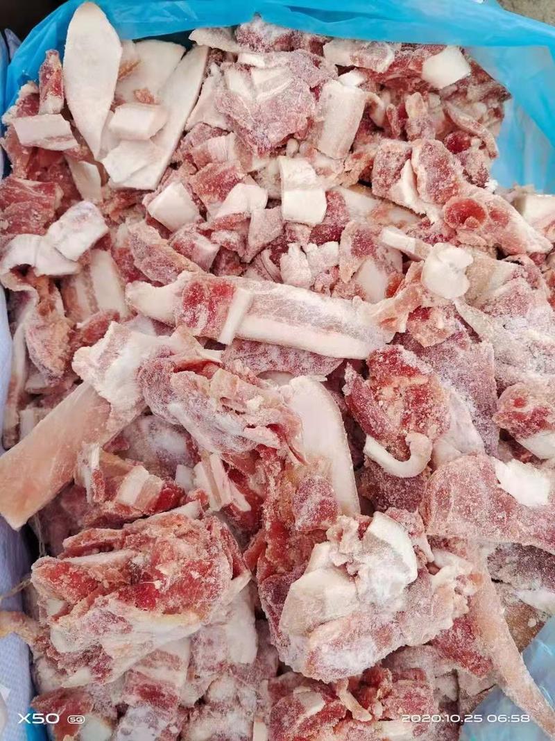 山东肥猪肉块边角料肉块肉片把子肉切下来的带皮碎肉