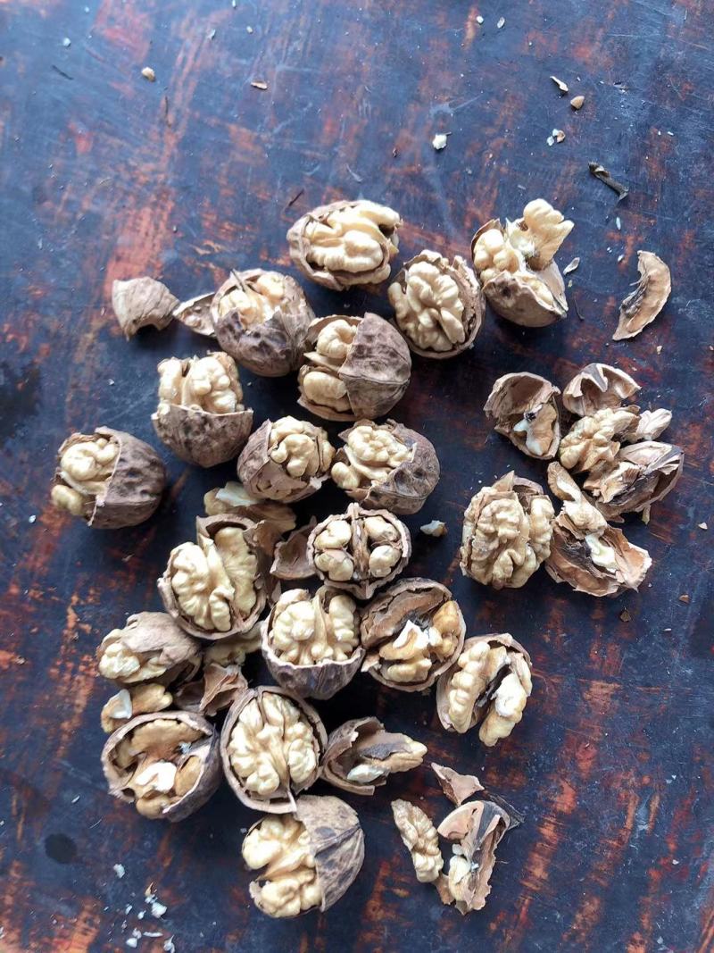核桃新疆核桃云南麻子核桃薄皮核桃核桃新疆