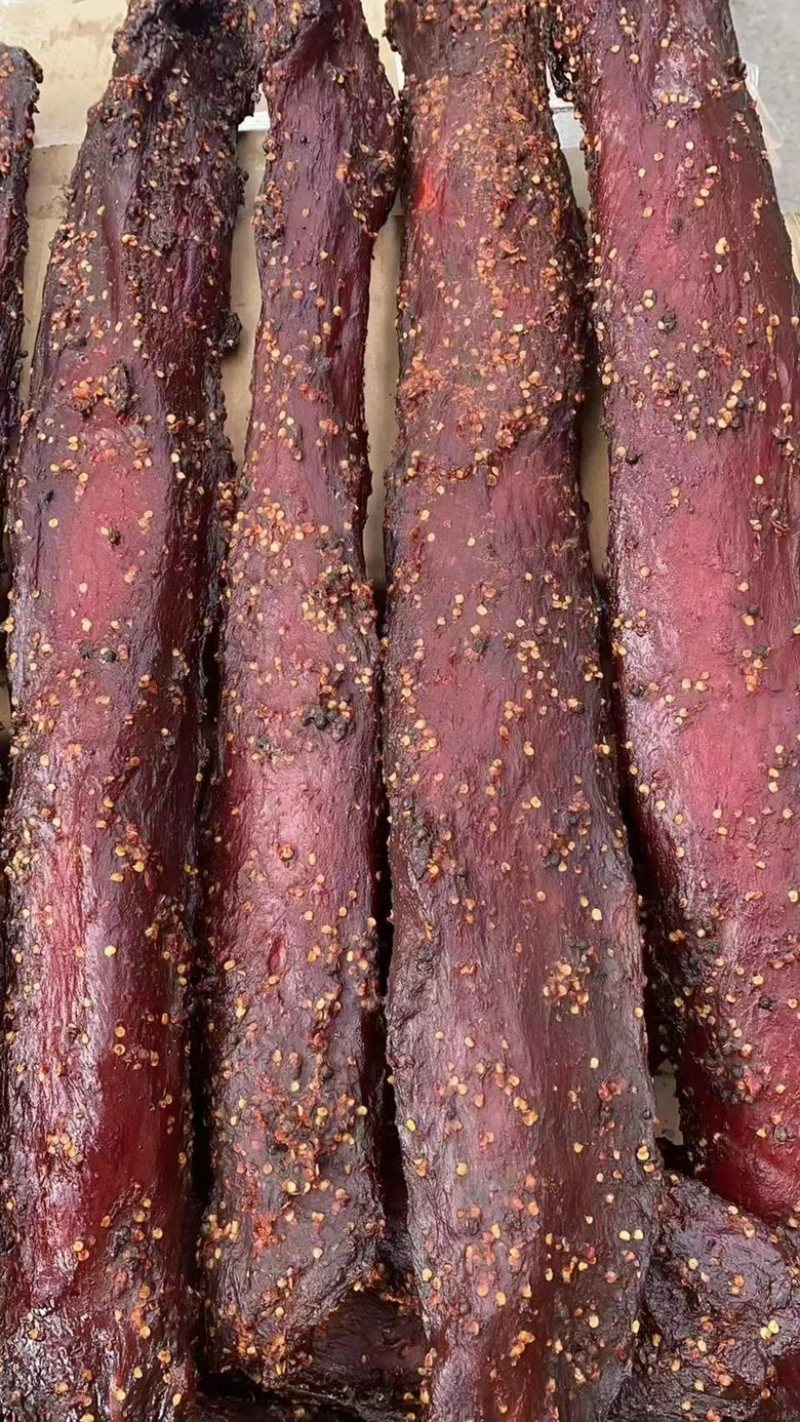 风干大块肉里脊麻辣条五香条价格美丽