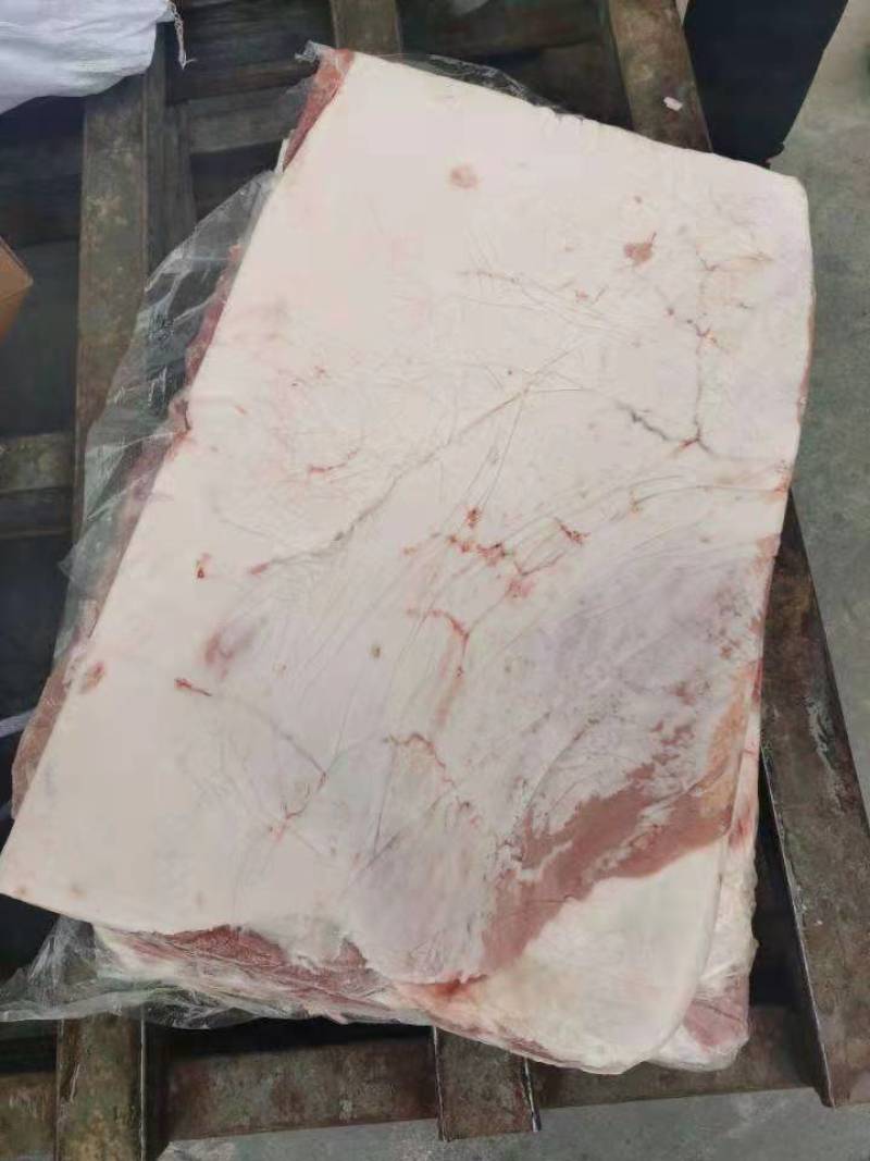 国产母猪去皮大五花肉，2/3片装。厂家一手