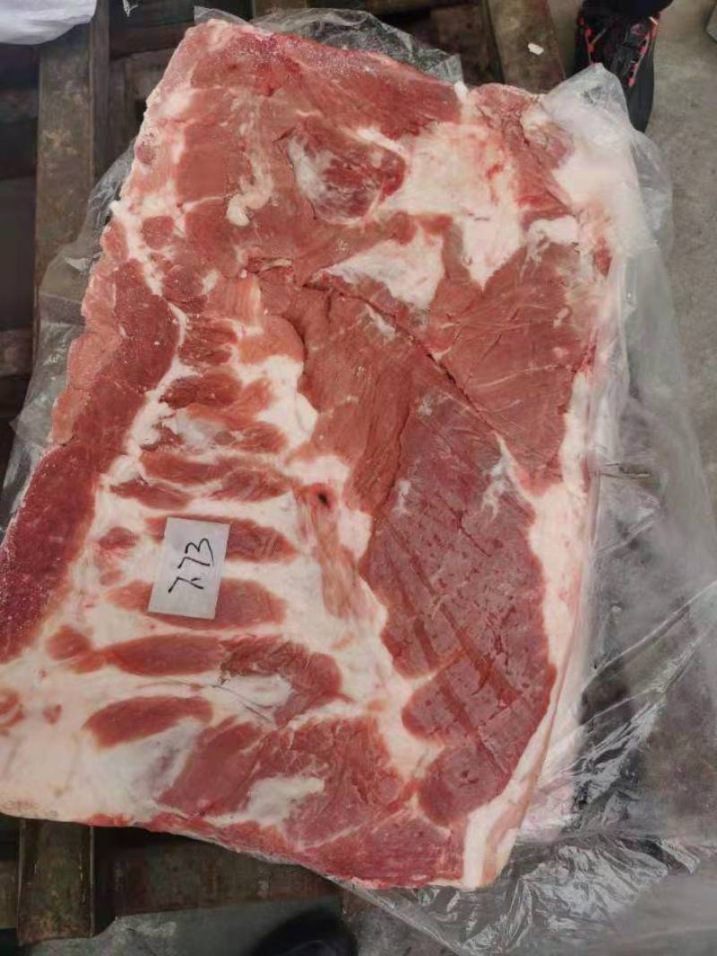 国产母猪去皮大五花肉，2/3片装。厂家一手