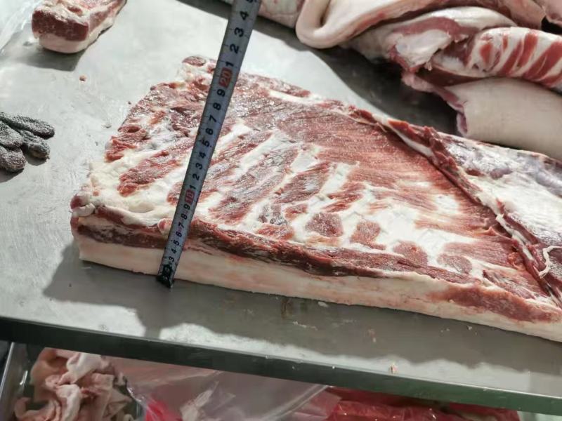 国产母猪去皮大五花肉，2/3片装。厂家一手