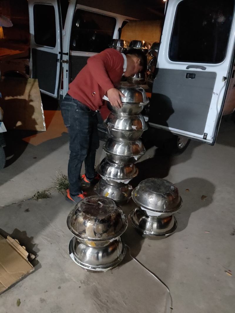 长丰精品红颜草莓专业产地收草莓代办需要的老板可以联系我