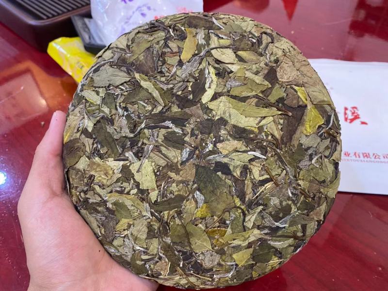 福鼎白茶2018年春荒野贡眉饼陈年老白茶300克