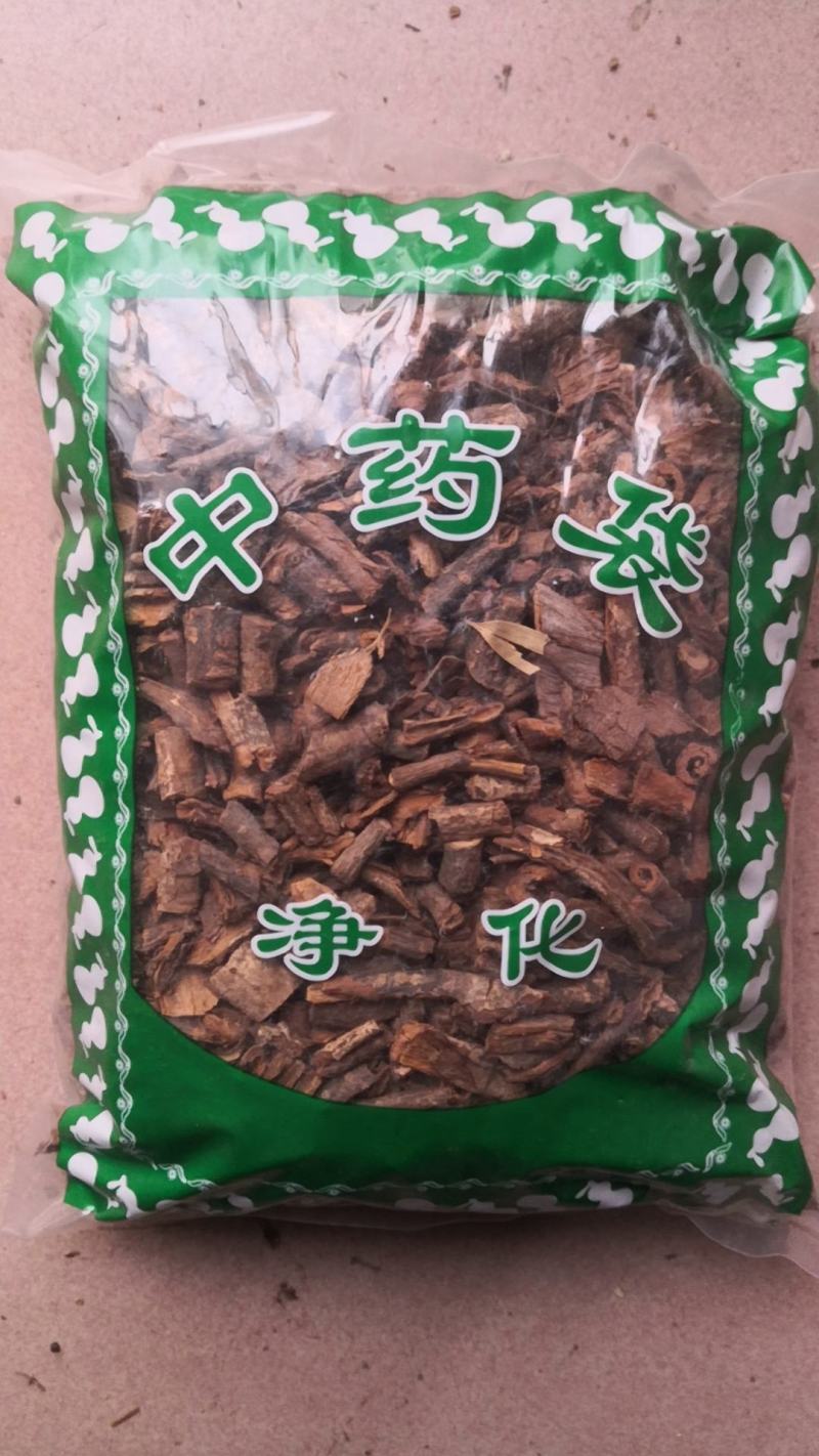 紫荆皮肉红内消紫荆木皮白林皮带抓中药