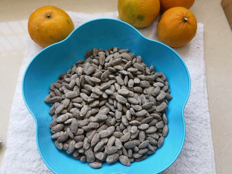 吊瓜子瓜蒌籽瓜子坚果零食干果炒货大颗粒奶香味批发零售