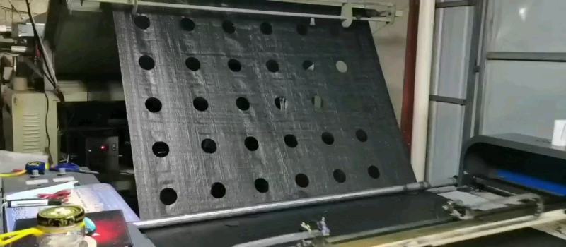 厂家现货防草布新型防草布，农用地膜，抑草布，园艺地布