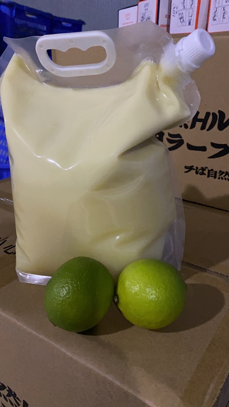 大型青柠檬基地直供，鲜榨柠檬汁