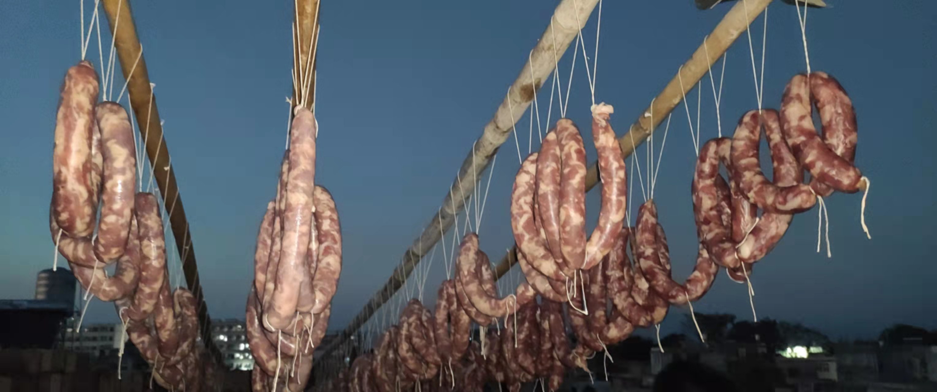 香芋焖腊肠烹饪过程图