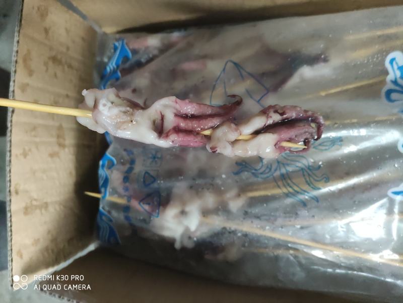 鱿鱼须烧烤鱿鱼串。