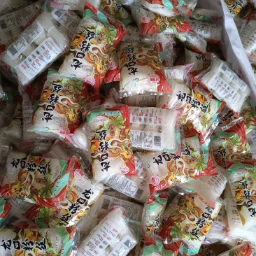 厂家直销麻辣烫火锅花甲即食粉丝正宗龙口粉丝