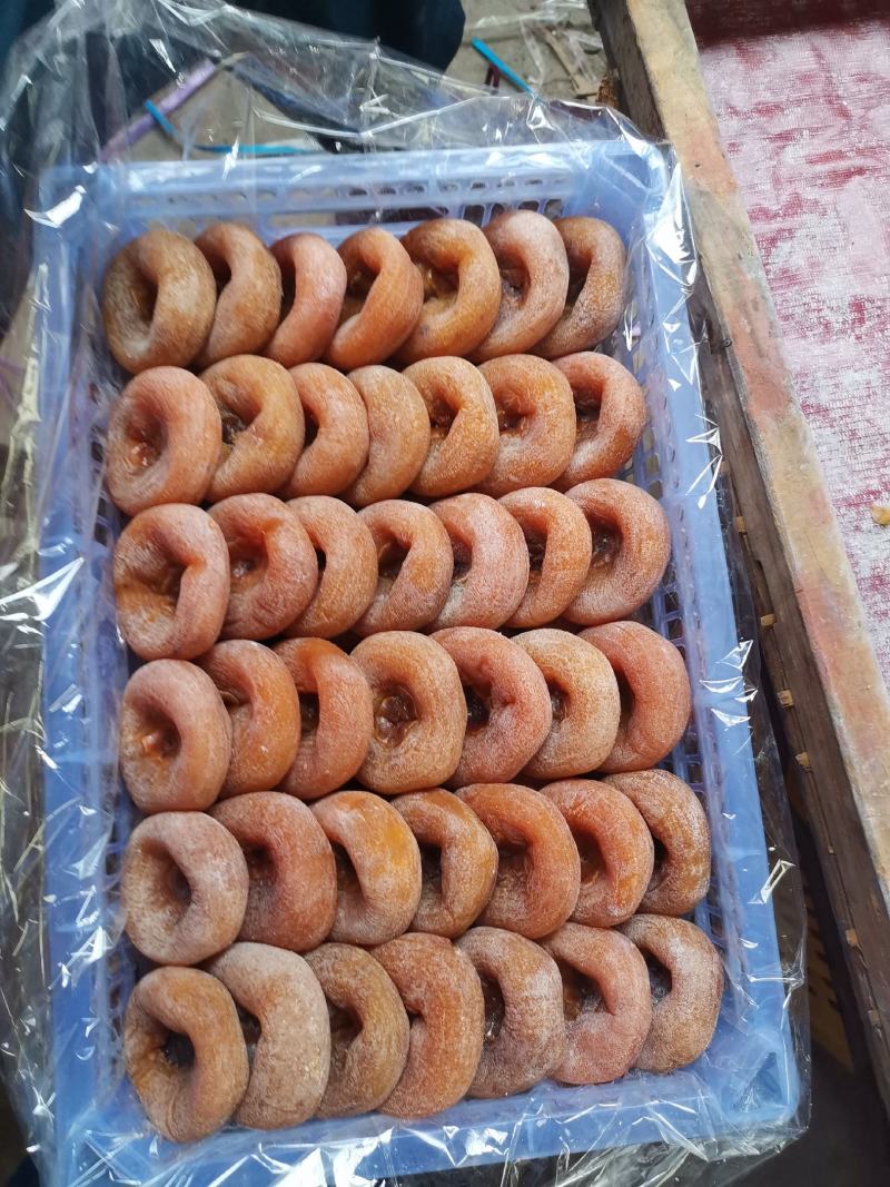 水晶柿饼大量便宜了，桂林柿饼产地中大饼，大饼大量
