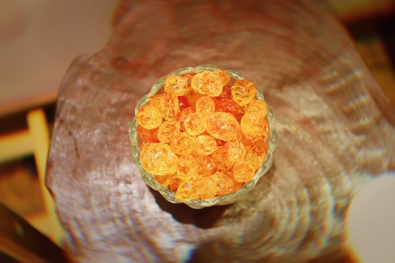 精修桃胶手工修剪珍珠桃胶，颜色深浅，形态各异，快递包邮