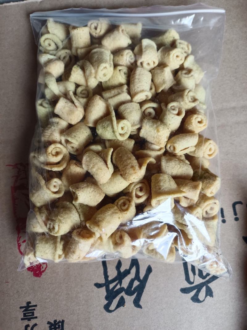 网红锅巴锅巴酥厂家直销网红食品手工猫耳酥