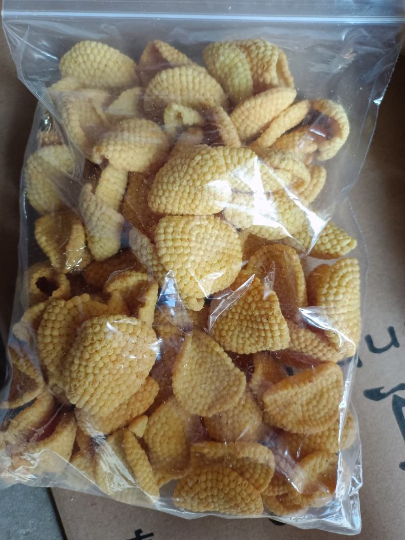 网红锅巴锅巴酥厂家直销网红食品手工猫耳酥