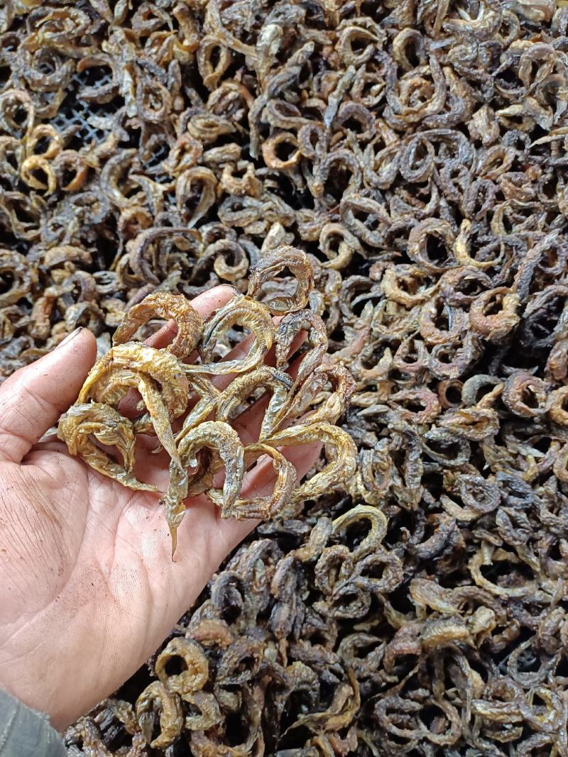 烟熏的泥鳅干