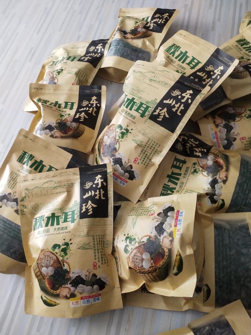 长白山秋木耳纯秋耳山泉水浇灌