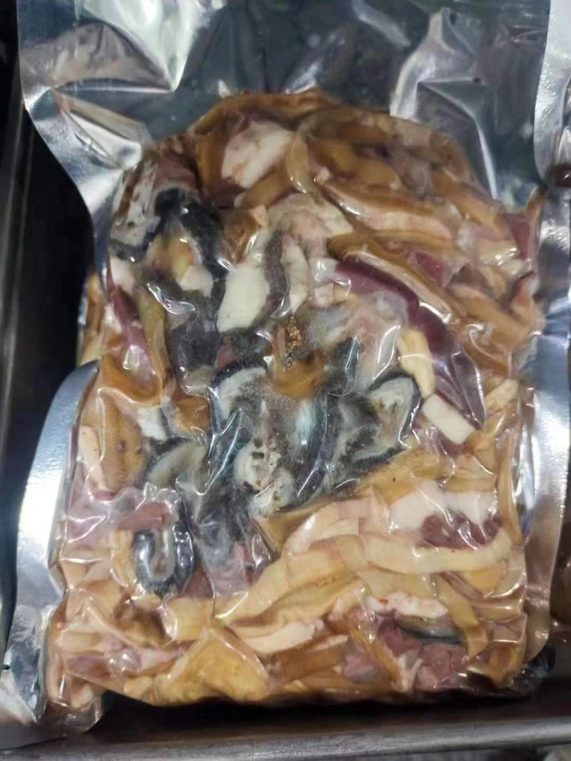 各种羊副产品羊头，羊心，羊肺，羊肠，羊蹄，羊肚