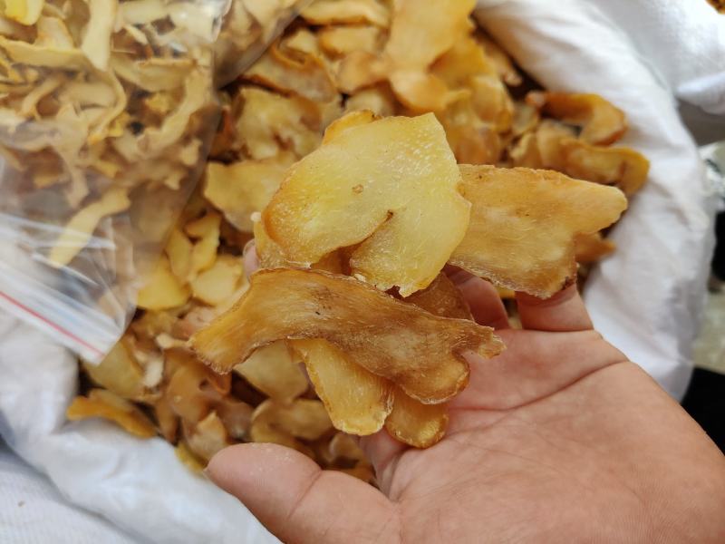 精品黄精一公斤起批干净无杂质黄精片片