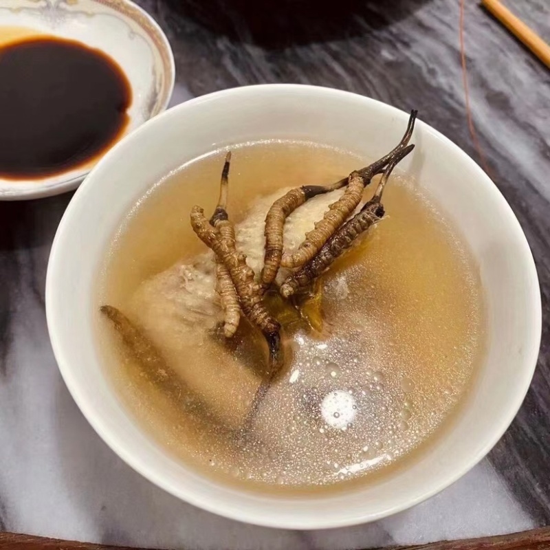 西藏那曲虫草冬虫夏草100条礼盒装滋补养生送礼佳品批发