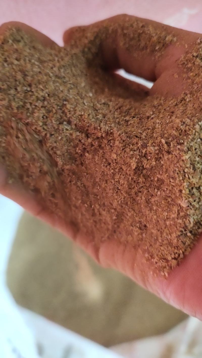 开胃宝科学配比营养均衡，烘干发酵饲料，替代玉米麸皮等