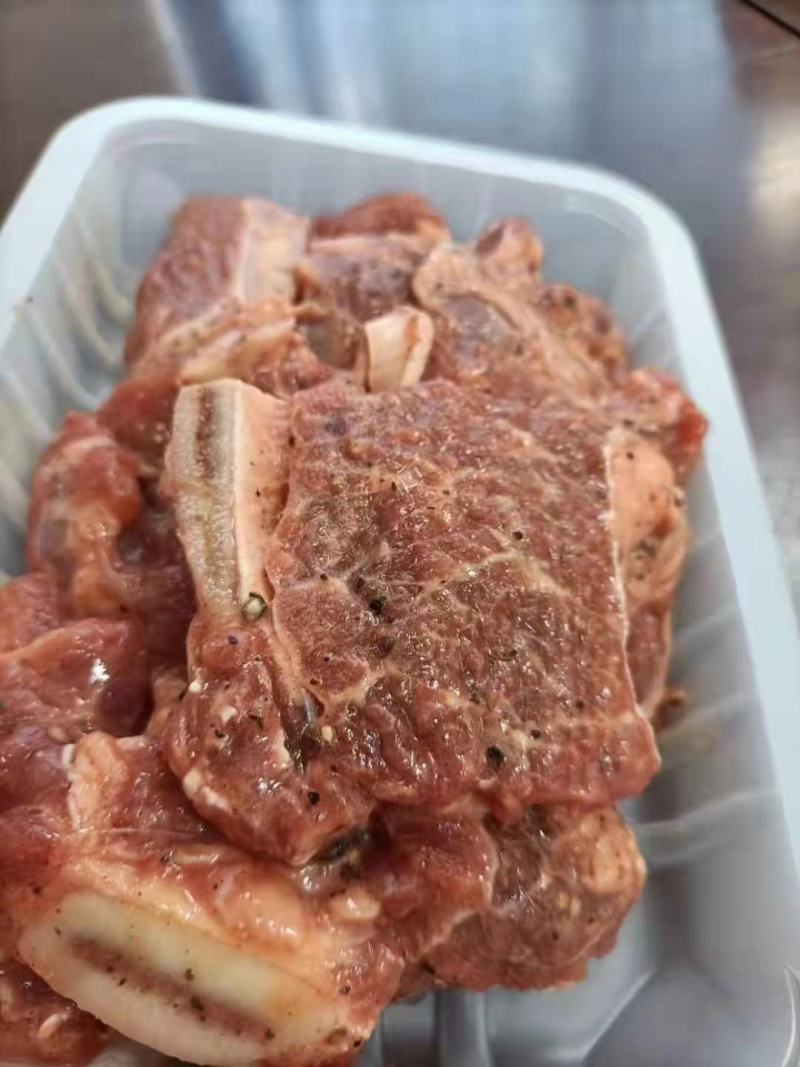 蹦蹦厨澳式牛仔骨：400克*20包。黑胡椒味