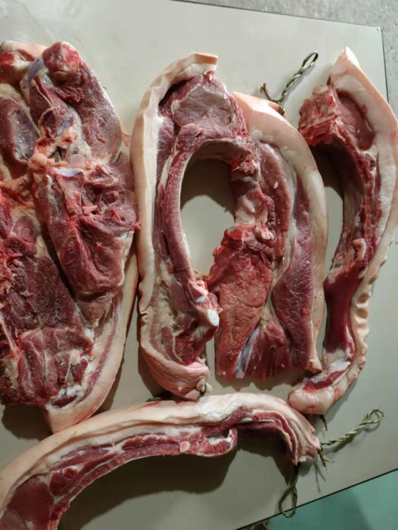 乐山市大瓦山高山粮食猪腊肉