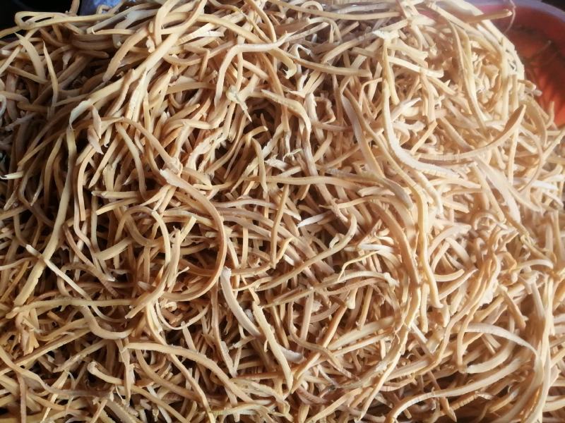 笋干2.0横丝60斤麻竹干笋丝英德大量麻竹笋干