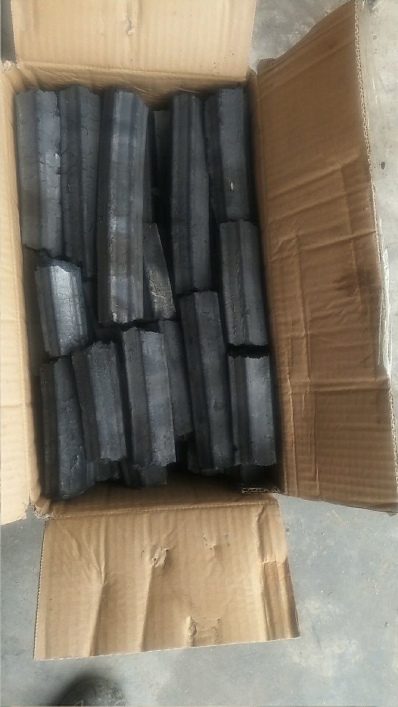 环保机制木炭，可用于烧烤，取暖，加温，无烟无毒，厂家直销