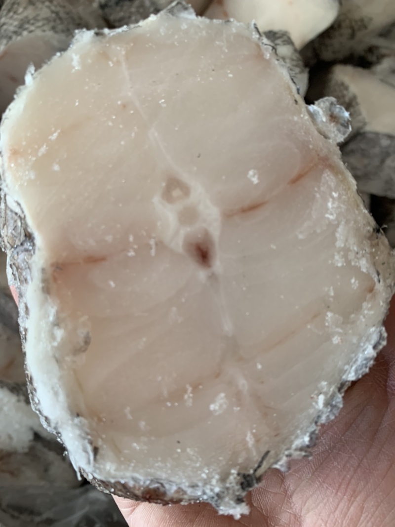 无冰鳕鱼块，深海鳕鱼块，一箱19斤，各种海鱼批发