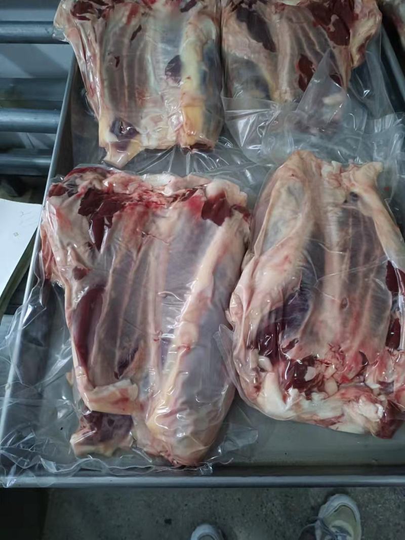 纯干牛腱子，一手货源，厂里家直销一件也是批发价