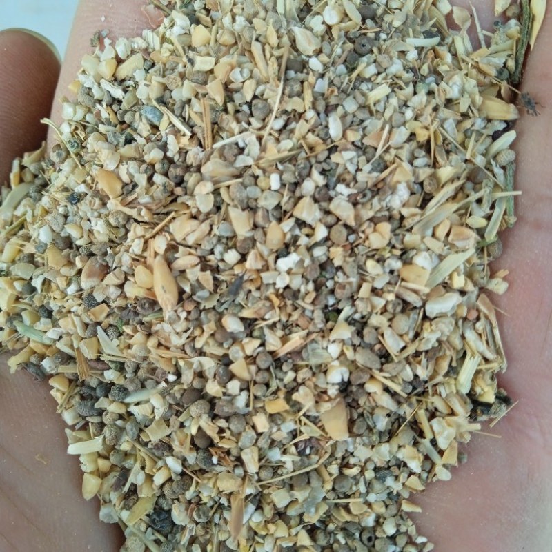 袋装草籽碎麦下脚料