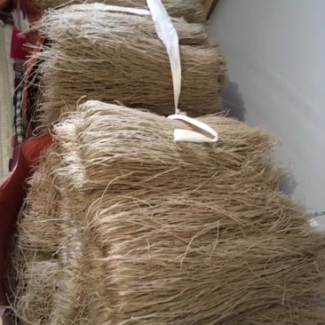 爆款推荐纯手工红薯粉条自产自销正宗粉条无添加欢迎联系