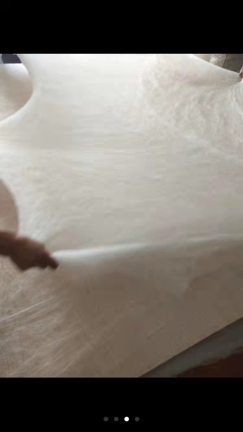 纯柞蚕丝光胎，成品，不是蚕丝壳，容易加工，产地批发