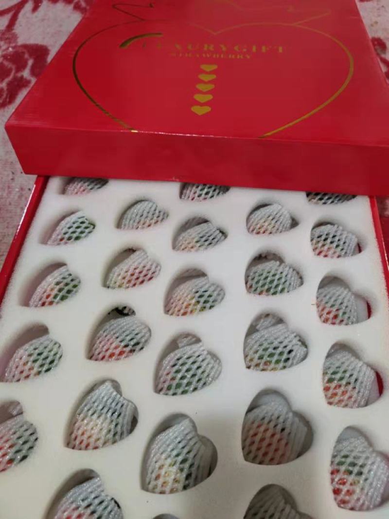 【精品】奶油草莓专业代发电商商超品控严格好评率高!