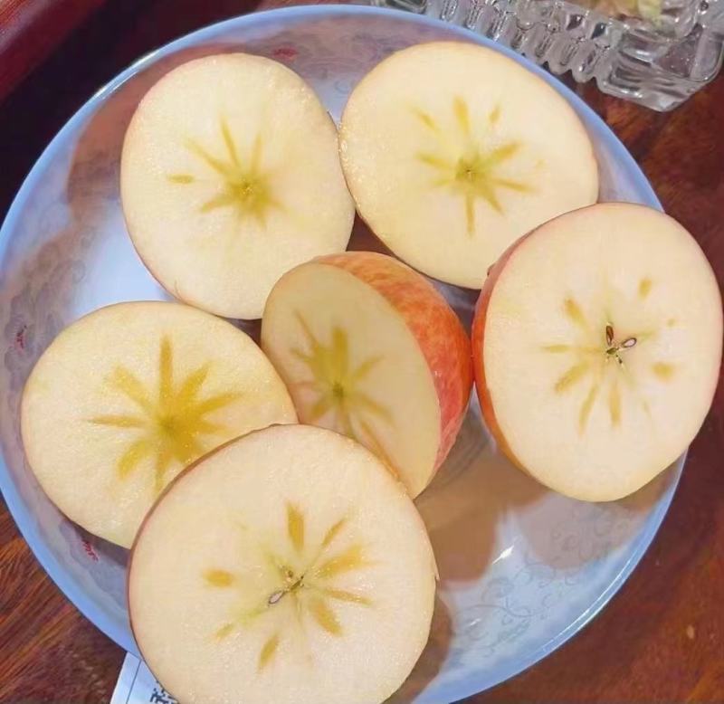 产地直销冰糖心红富士苹果
