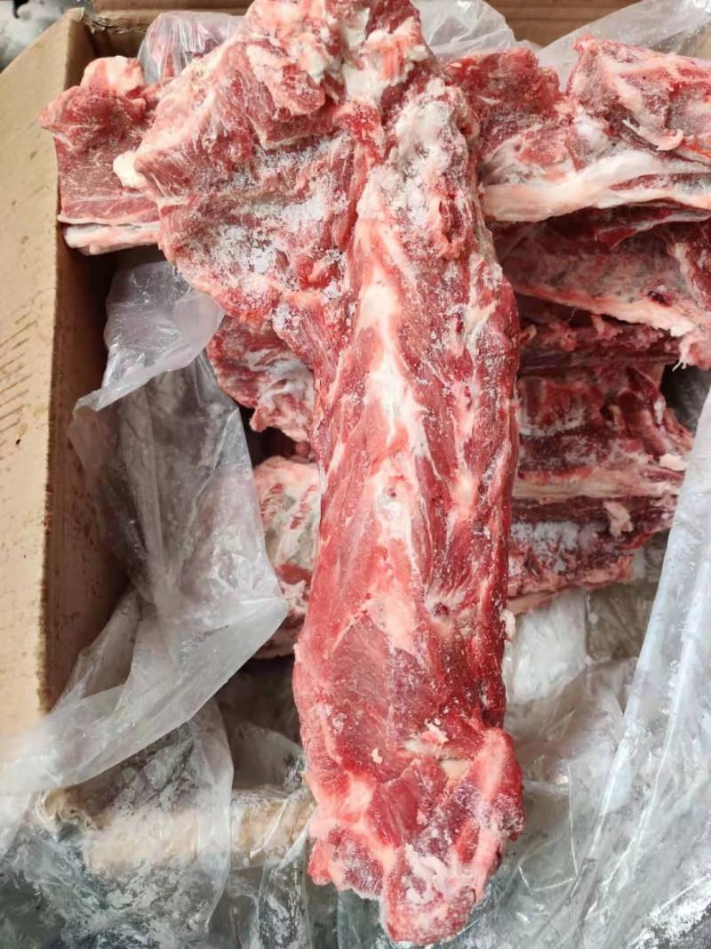 带肉羊脊骨山东大童牧业羔羊脊骨，羊蝎子货源充足
