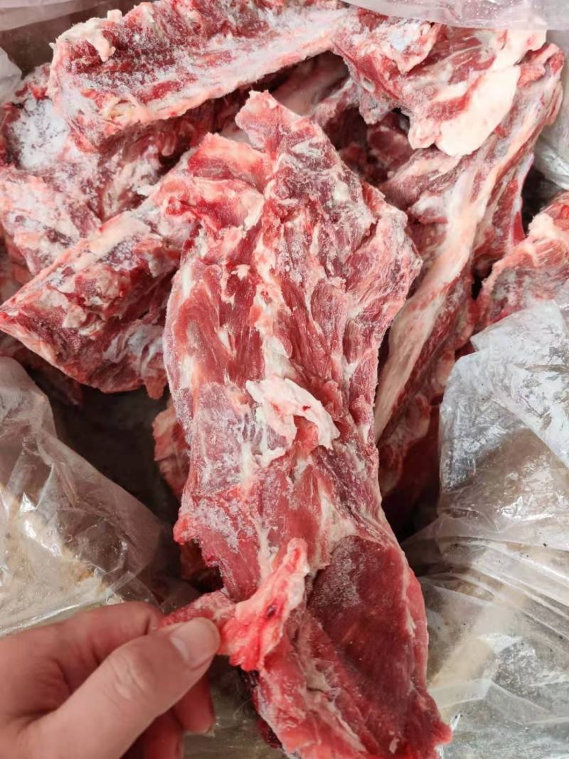 带肉羊脊骨山东大童牧业羔羊脊骨，羊蝎子货源充足